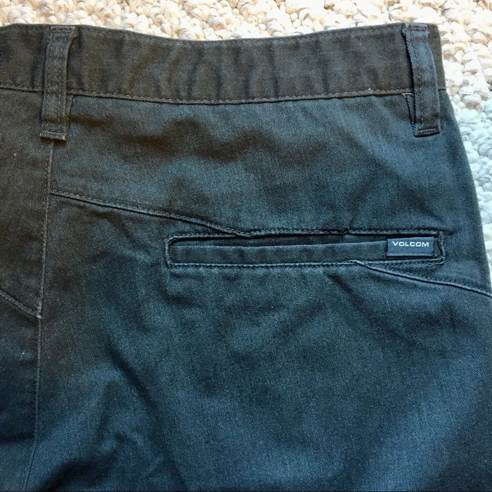 Volcom:🤘shorts, gray, waist 32 - Picture 5 of 5